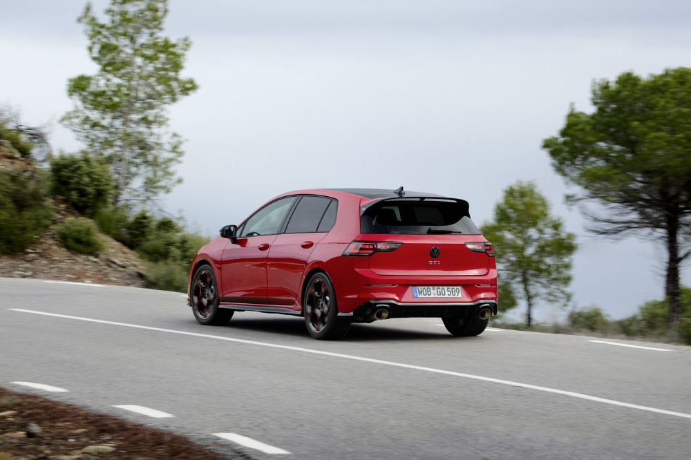Volkswagen Golf GTI EDITION 50